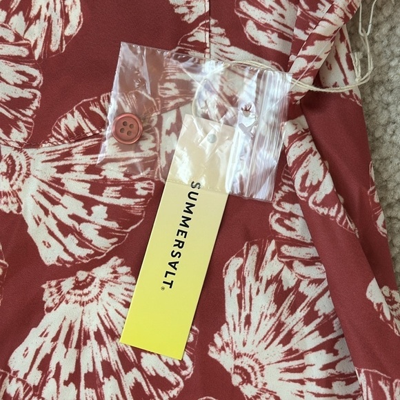 NWT Summersalt Cloud 9 Satin PJ top Long Sleeves Burgundy Seashell Print Medium - Picture 13 of 14